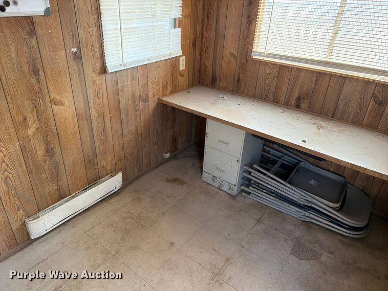 image for item EA0397 2013 Mark Line 832 office trailer