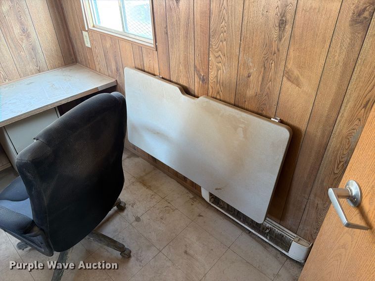 image for item EA0397 2013 Mark Line 832 office trailer