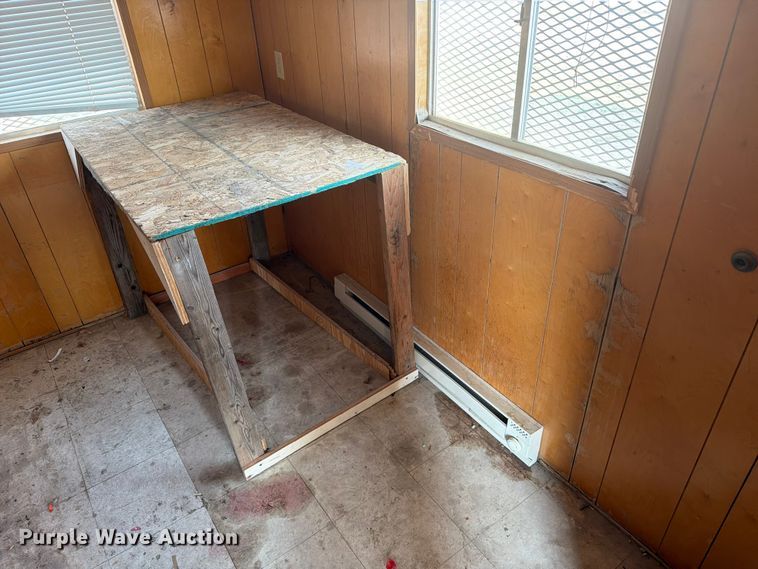image for item EA0398 2003 Miller office trailer