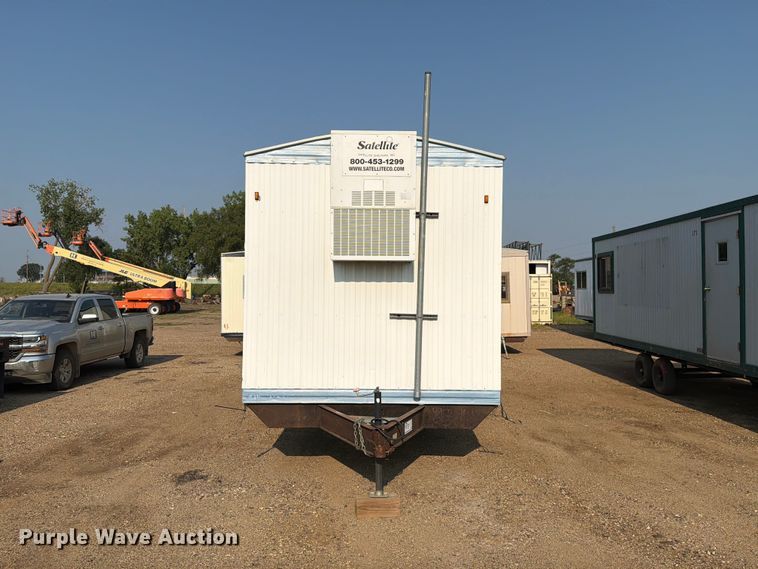 image for item EA0399 2001 Mark Line 830 office trailer