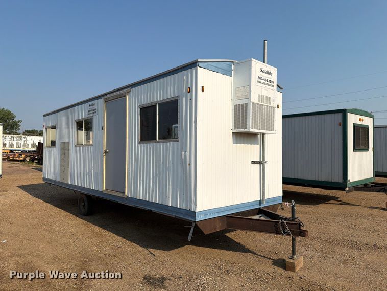 image for item EA0399 2001 Mark Line 830 office trailer