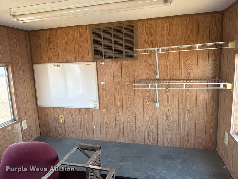 image for item EA0399 2001 Mark Line 830 office trailer