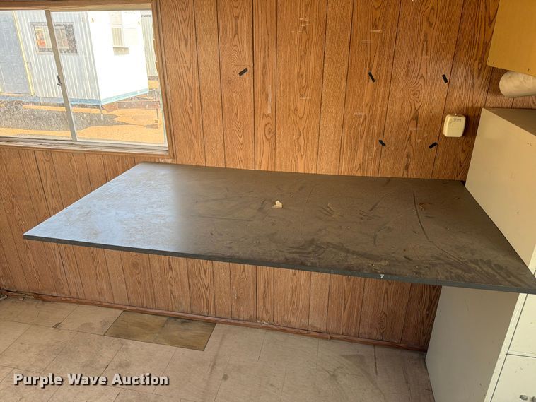 image for item EA0399 2001 Mark Line 830 office trailer