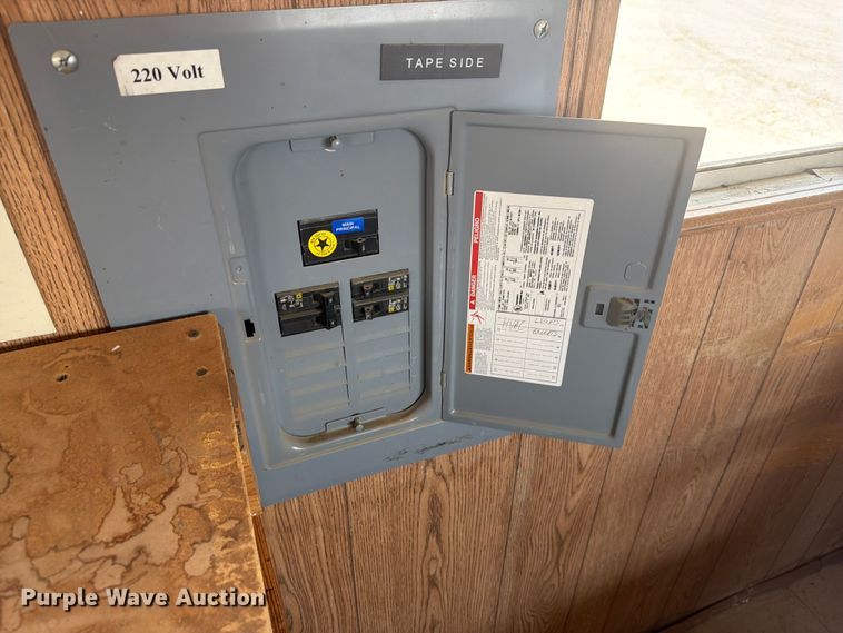 image for item EA0399 2001 Mark Line 830 office trailer