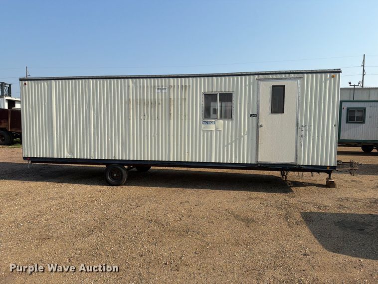 image for item EA0400 1999 Miller office trailer