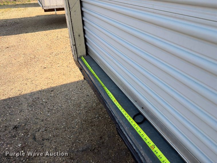 image for item EA0400 1999 Miller office trailer