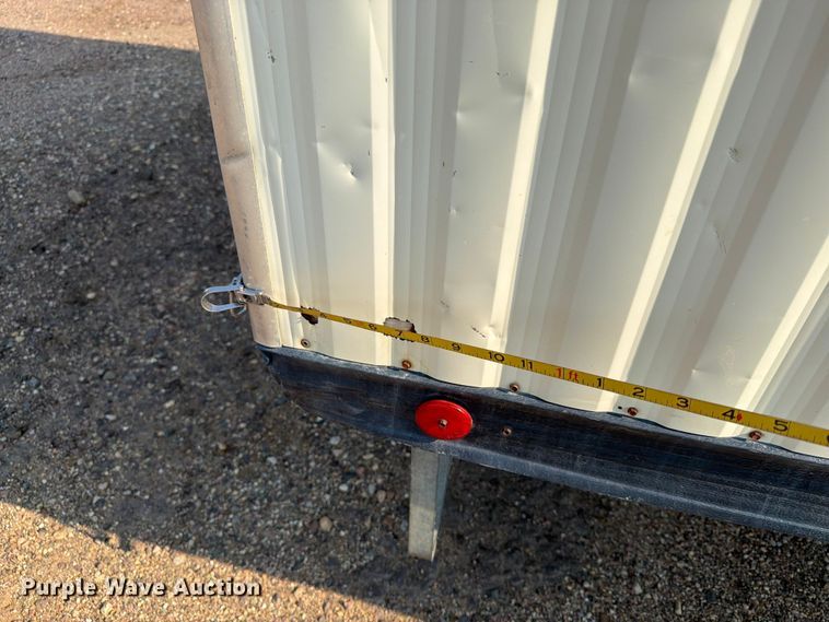 image for item EA0400 1999 Miller office trailer
