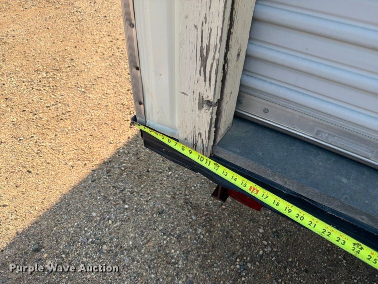 image for item EA0400 1999 Miller office trailer