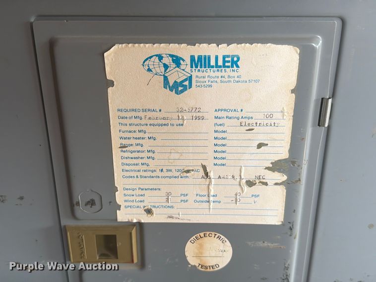 image for item EA0400 1999 Miller office trailer