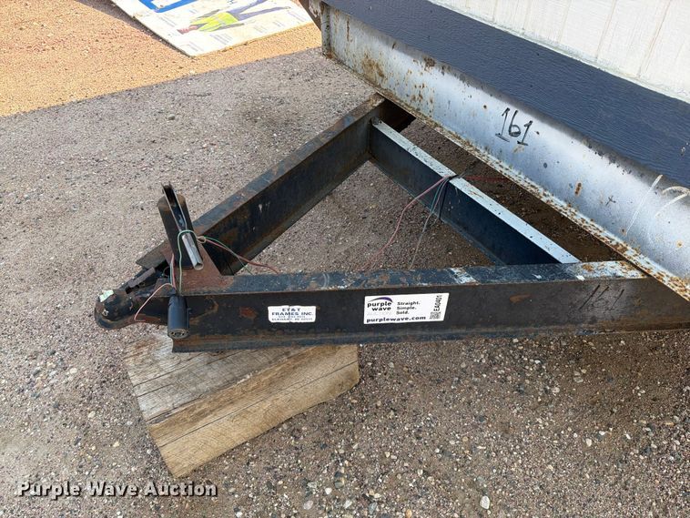 image for item EA0401 2000 office trailer