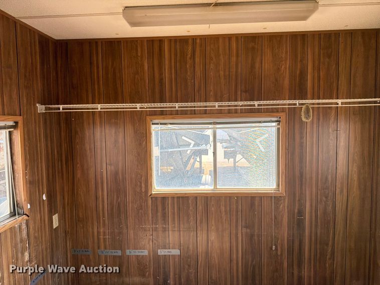 image for item EA0401 2000 office trailer