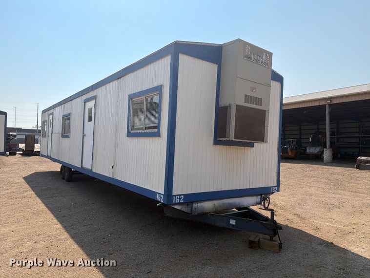 image for item EA0402 2001 office trailer