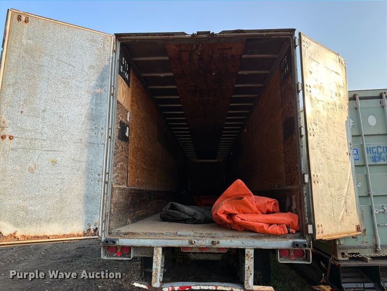 image for item EA0403 1990 Fruehauf FB9-F2-48W dry van trailer