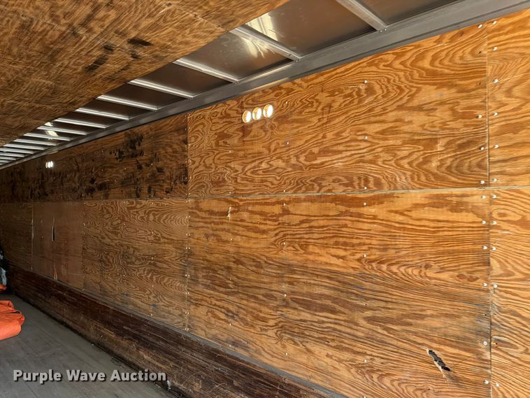 image for item EA0403 1990 Fruehauf FB9-F2-48W dry van trailer