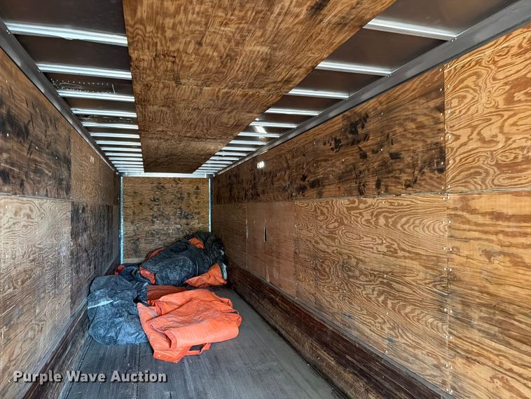 image for item EA0403 1990 Fruehauf FB9-F2-48W dry van trailer