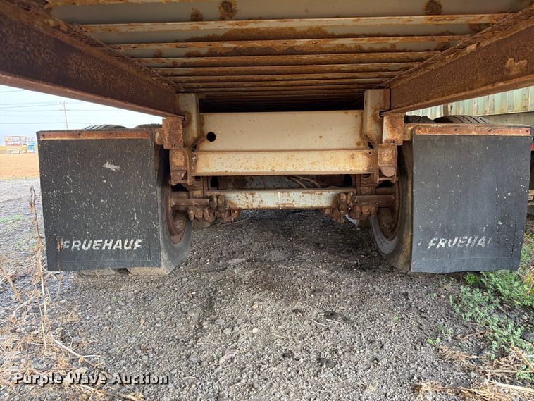 image for item EA0403 1990 Fruehauf FB9-F2-48W dry van trailer