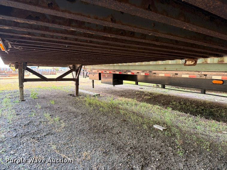 image for item EA0403 1990 Fruehauf FB9-F2-48W dry van trailer