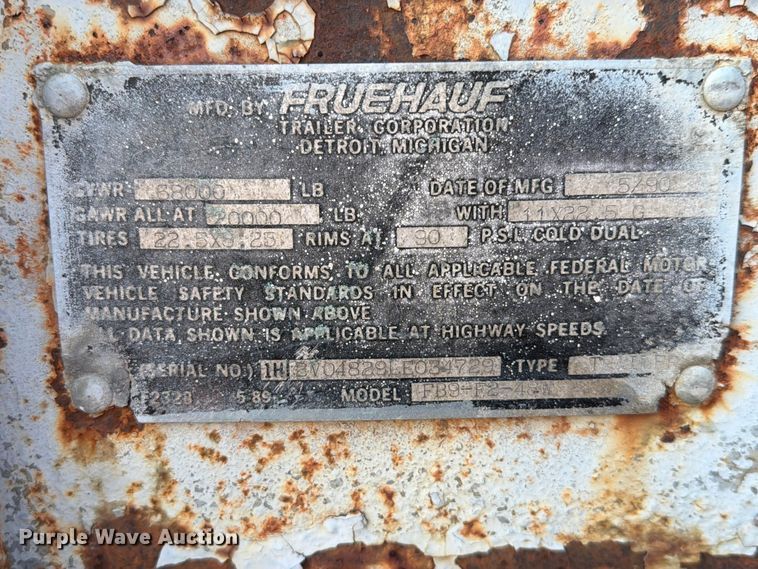 image for item EA0403 1990 Fruehauf FB9-F2-48W dry van trailer