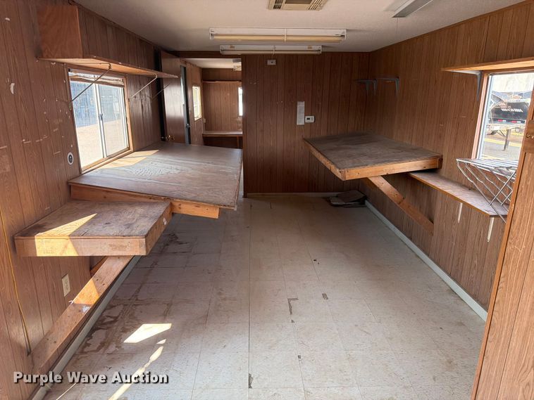 image for item EA0405 2006 Mark Line 1050 office trailer