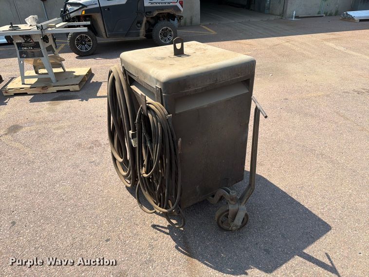 image for item EA0406 Lincoln Idealarc TM400/400 welder