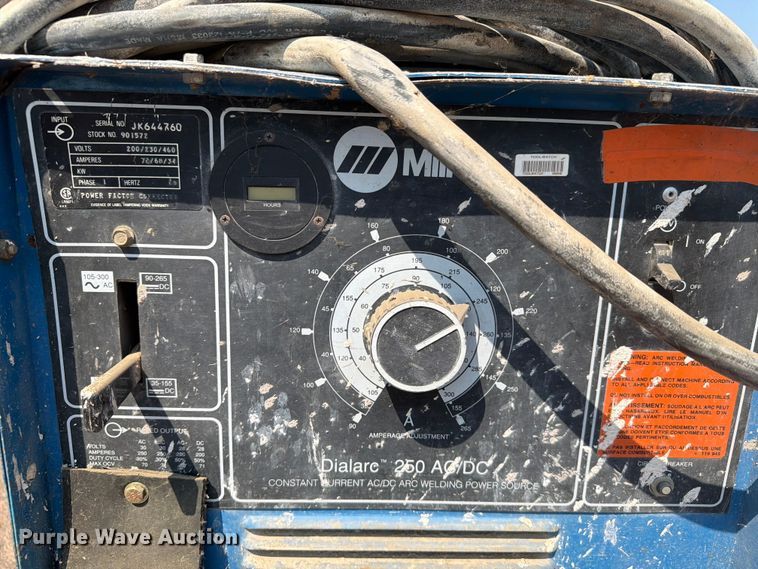 image for item EA0407 Miller Dialarc 250 welder