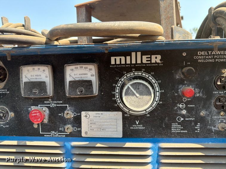 image for item EA0408 Miller Delta weld 450 welder