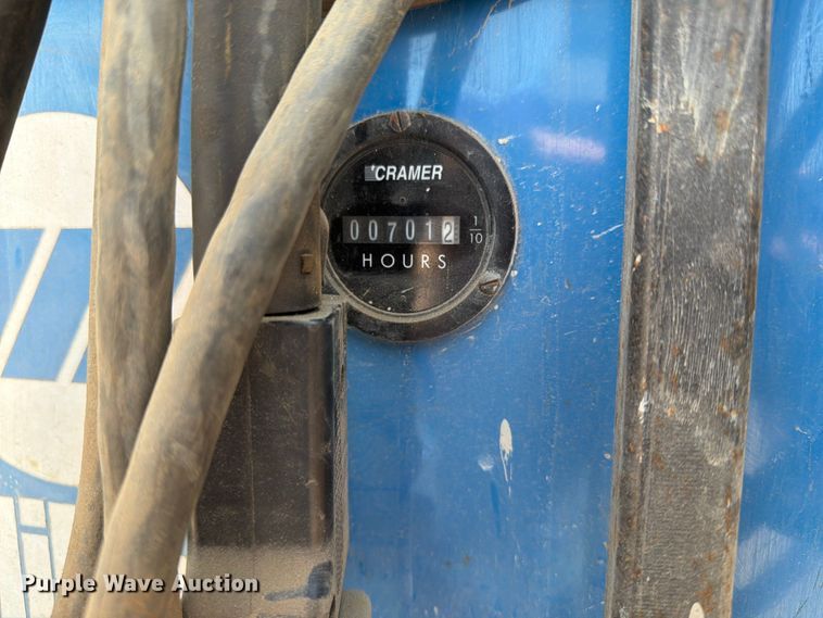 image for item EA0408 Miller Delta weld 450 welder