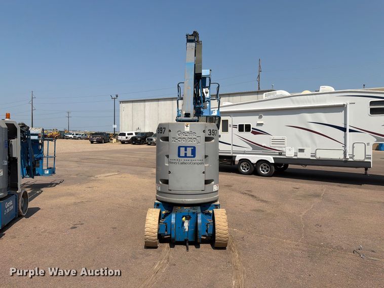 image for item EA0409 2001 Genie Z-30N boom lift
