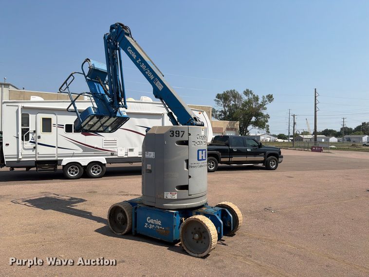 image for item EA0409 2001 Genie Z-30N boom lift