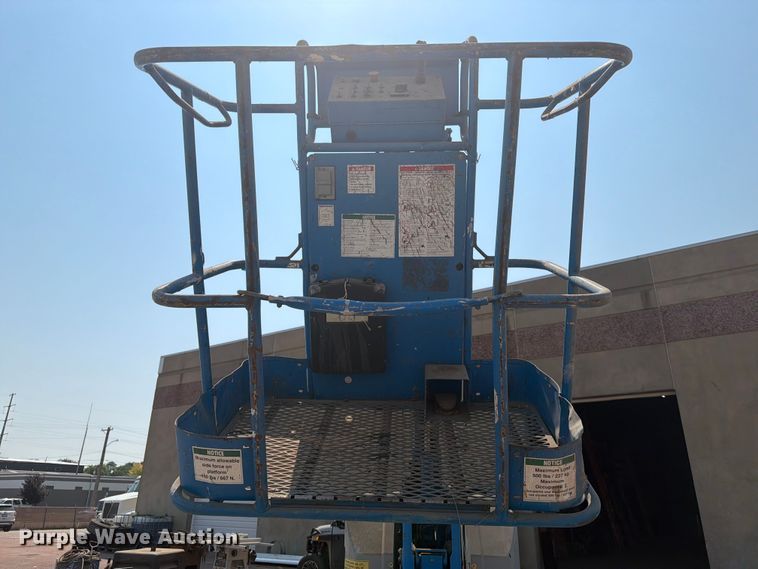 image for item EA0409 2001 Genie Z-30N boom lift