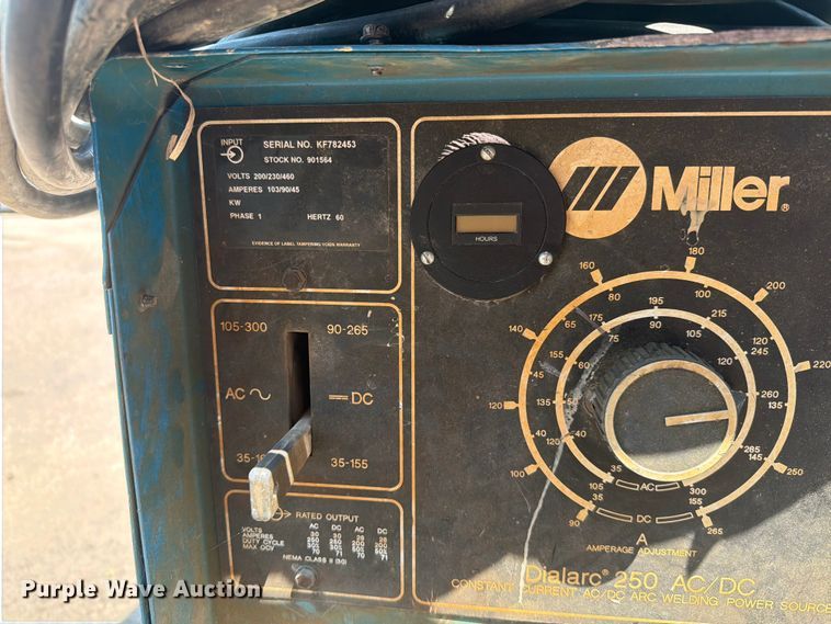 image for item EA0411 Miller Dialarc 250 welder