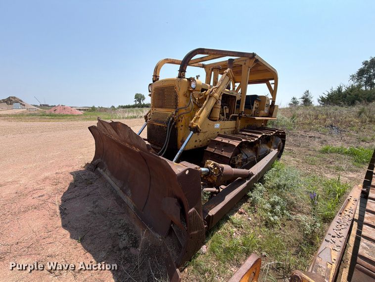 1964 Caterpillar D8H dozer