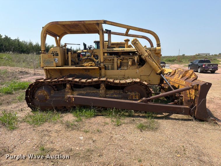 image for item EA0412 1964 Caterpillar D8H dozer