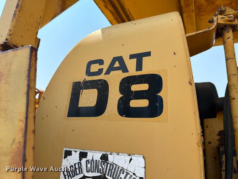 image for item EA0412 1964 Caterpillar D8H dozer
