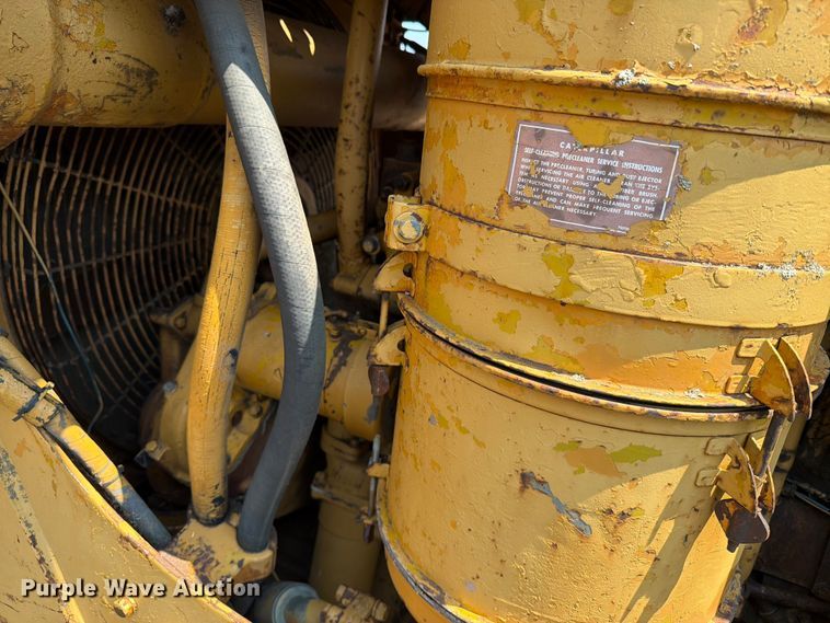 image for item EA0412 1964 Caterpillar D8H dozer