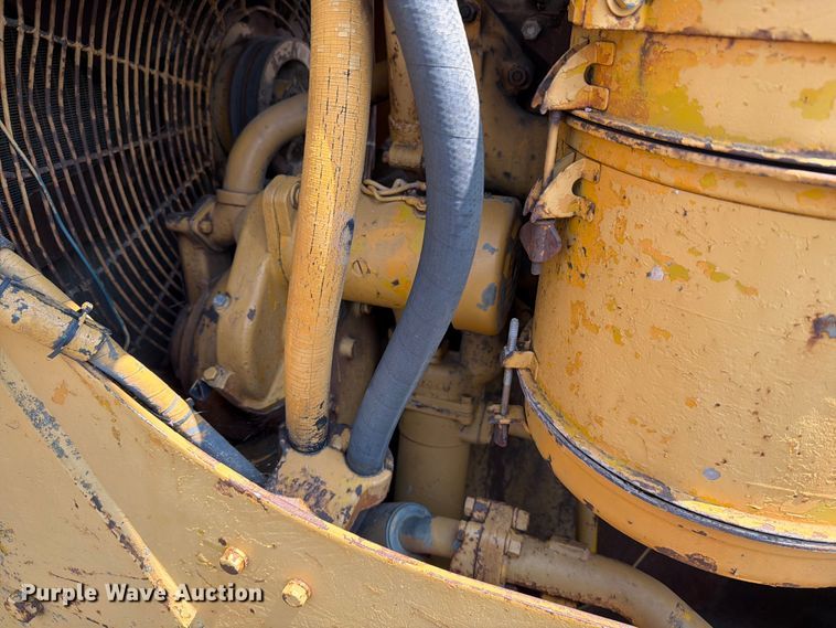 image for item EA0412 1964 Caterpillar D8H dozer