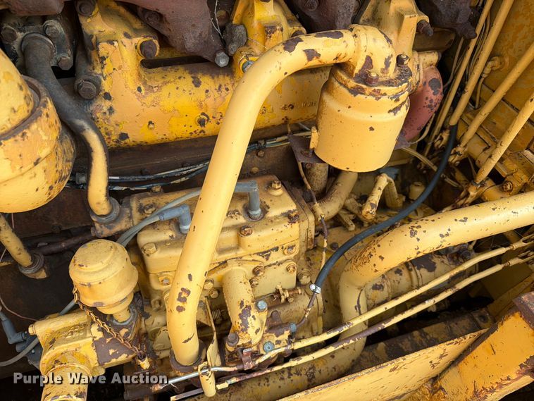 image for item EA0412 1964 Caterpillar D8H dozer