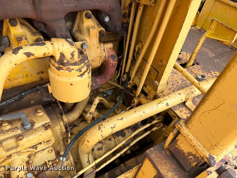 image for item EA0412 1964 Caterpillar D8H dozer