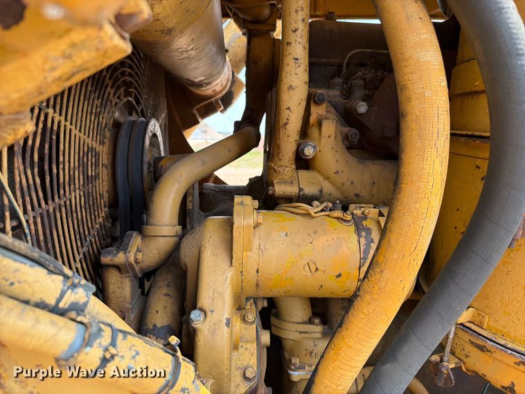 image for item EA0412 1964 Caterpillar D8H dozer