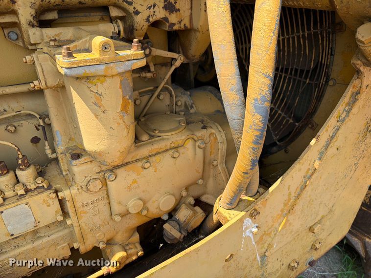 image for item EA0412 1964 Caterpillar D8H dozer