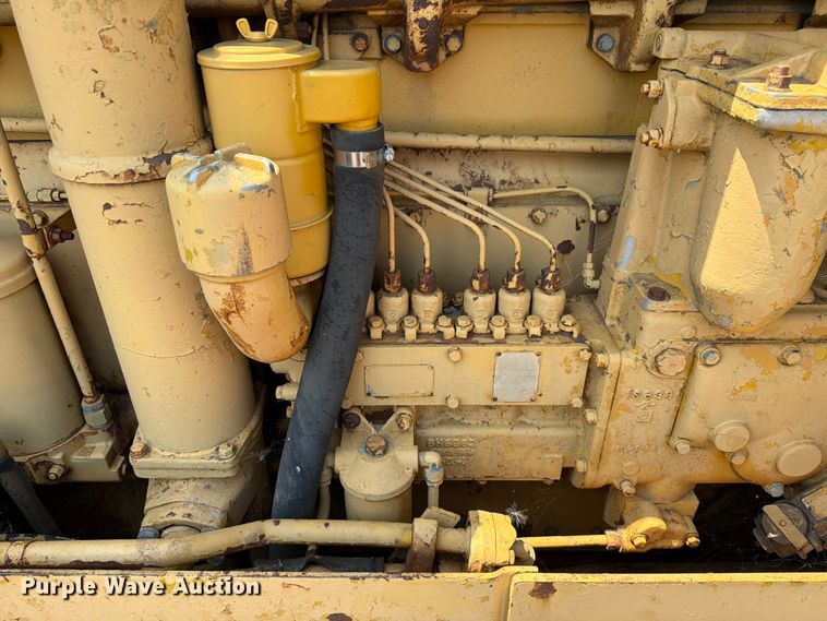 image for item EA0412 1964 Caterpillar D8H dozer