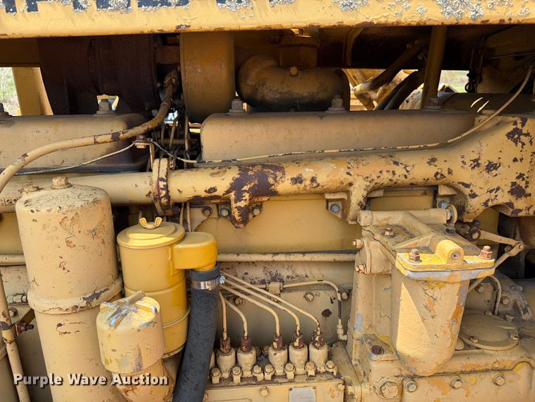 image for item EA0412 1964 Caterpillar D8H dozer