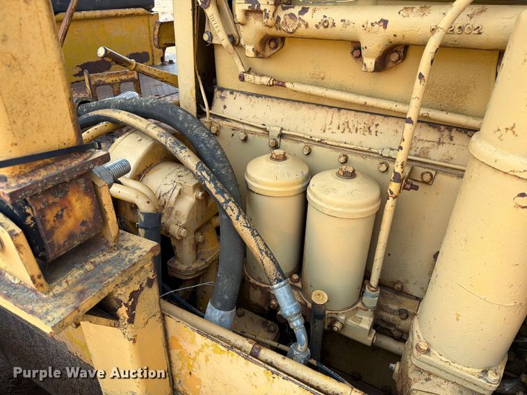 image for item EA0412 1964 Caterpillar D8H dozer