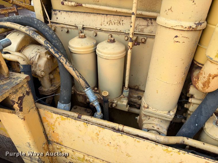 image for item EA0412 1964 Caterpillar D8H dozer