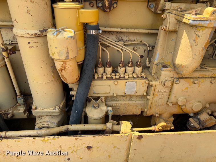 image for item EA0412 1964 Caterpillar D8H dozer