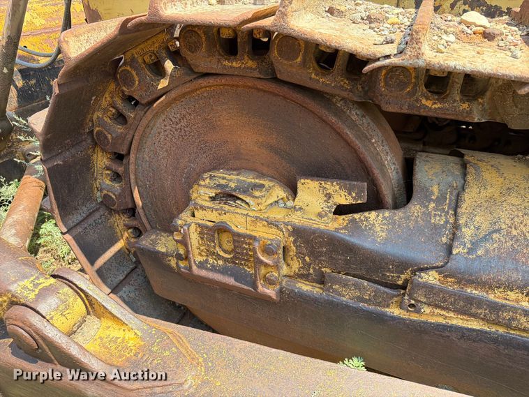 image for item EA0412 1964 Caterpillar D8H dozer