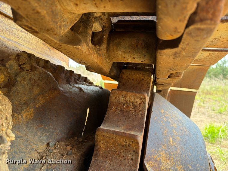 image for item EA0412 1964 Caterpillar D8H dozer