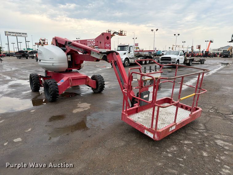 image for item EA0413 2019 MEC 45-AJ boom lift