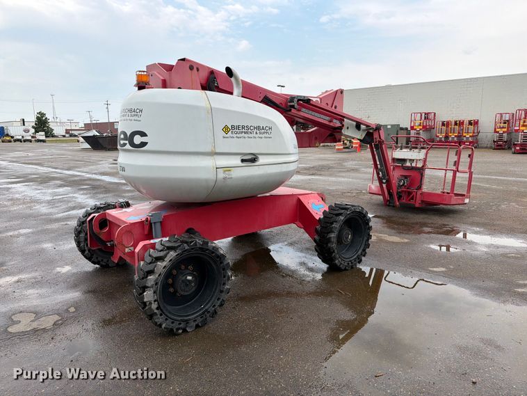 image for item EA0413 2019 MEC 45-AJ boom lift