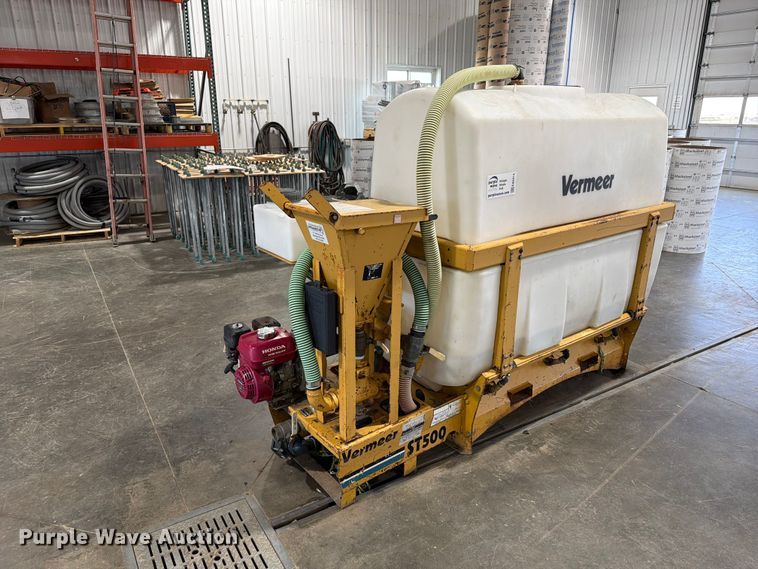 image for item EA0414 Vermeer ST500 fluid mixing system